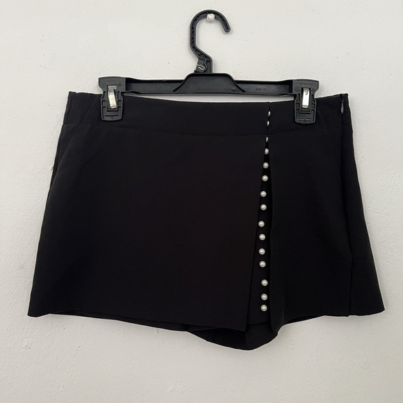 Zara Mini Skort Skirt Black Pearl Accents Size Small High Rise Womens - Picture 10 of 12